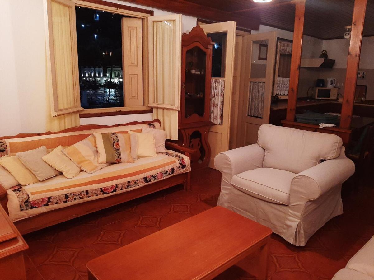 סימי Harbour View Apartment מראה חיצוני תמונה